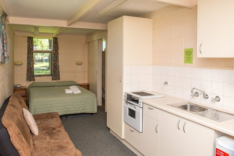 Kalganyi Holiday Park - E Caravan Parks 34