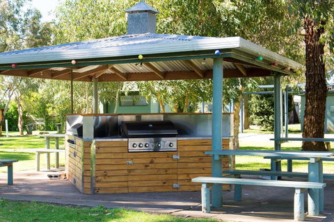 Kalganyi Holiday Park - E Caravan Parks 1