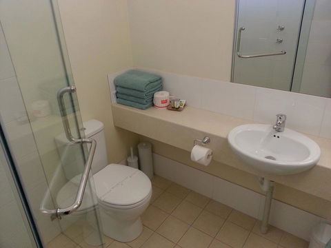 Sonbern Lodge Motel - E Caravan Parks 24