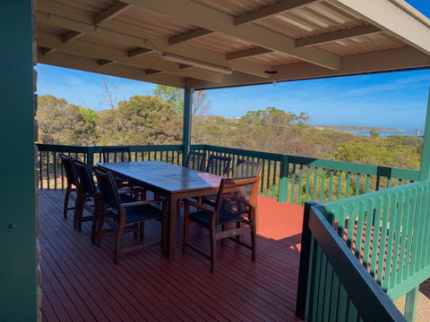 Seacroft - E Caravan Parks 2