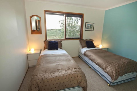 Eagles Range - E Caravan Parks 11