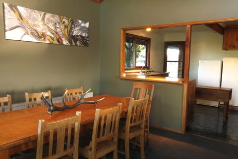 Eagles Range - E Caravan Parks 6