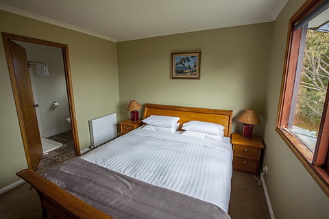 Eagles Range - E Caravan Parks 9