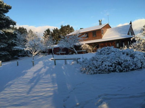 Eagles Range - E Caravan Parks 1