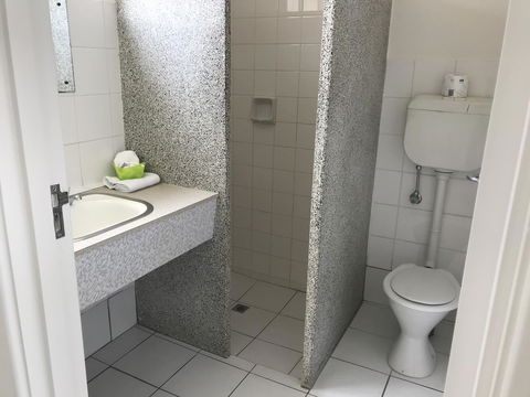 Frewville Motor Inn - E Caravan Parks 17