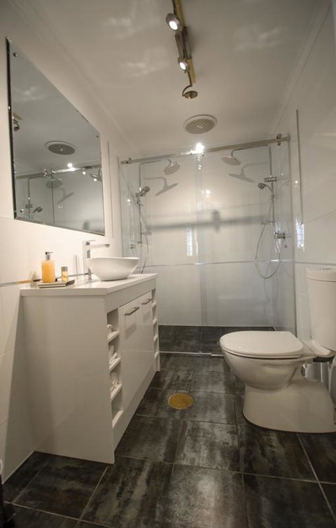 Pirathon Country Estate - E Caravan Parks 6