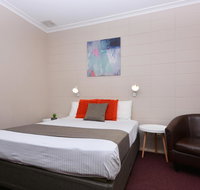 Motel Poinsettia - E Caravan Parks