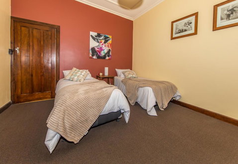 Bilyara House - E Caravan Parks 27