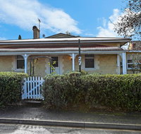 Treasured Memories Cottage - E Caravan Parks