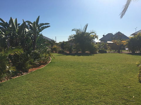 Escape 2 Exmouth - E Caravan Parks 18
