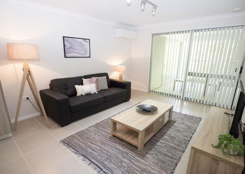 Yaran Suites - E Caravan Parks 14