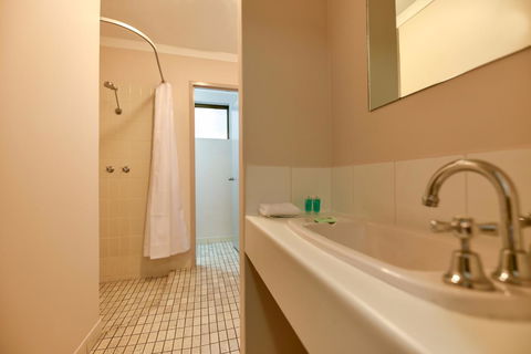 Sanno Marracoonda Perth Airport Hotel - E Caravan Parks 24