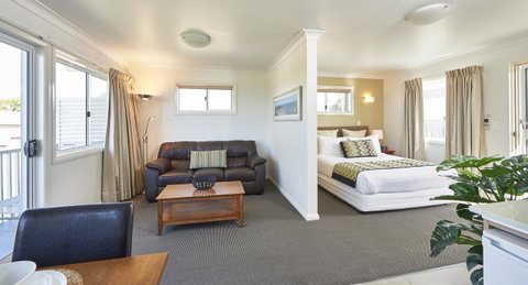 Harbour View Apartments - E Caravan Parks 2