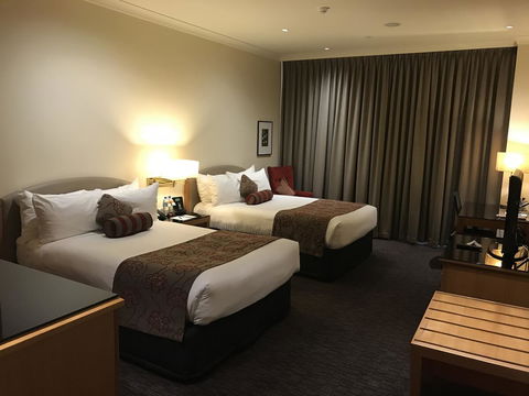 Duxton Hotel Perth - E Caravan Parks 8