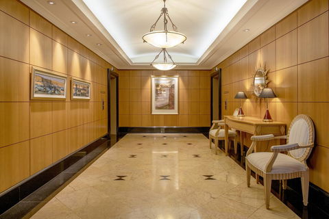 Duxton Hotel Perth - E Caravan Parks 23