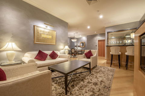 Duxton Hotel Perth - E Caravan Parks 16