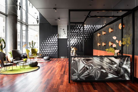 QT Perth - E Caravan Parks 11