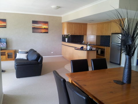 Boardwalk By The Beach - E Caravan Parks 1