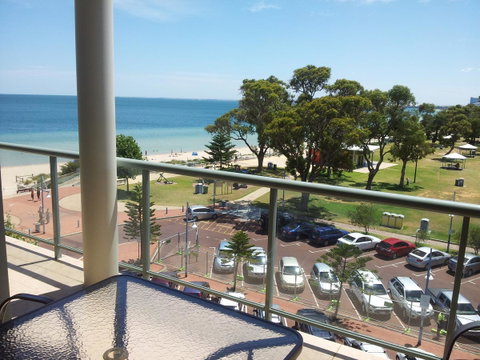 Boardwalk By The Beach - E Caravan Parks 3