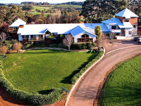 Chimes Spa Retreat - E Caravan Parks 31