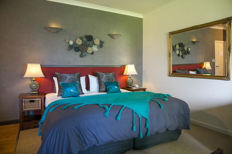 Chimes Spa Retreat - E Caravan Parks 44