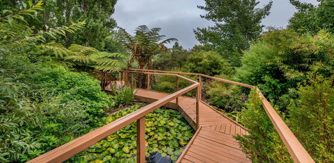 Chimes Spa Retreat - E Caravan Parks 23