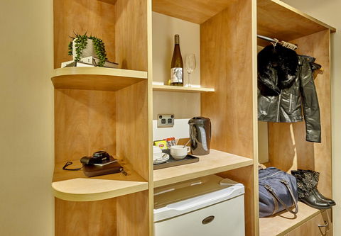 Ibis Perth - E Caravan Parks 9
