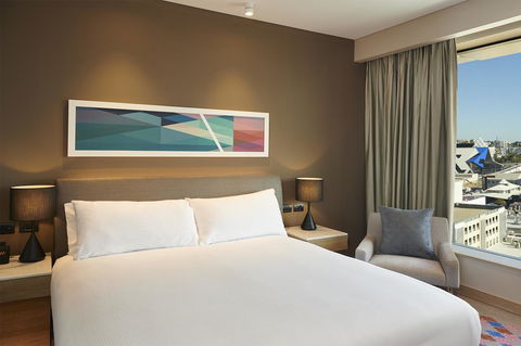 Doubletree By Hilton Perth Northbridge - E Caravan Parks 11