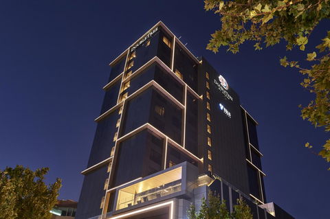 Doubletree By Hilton Perth Northbridge - E Caravan Parks 5