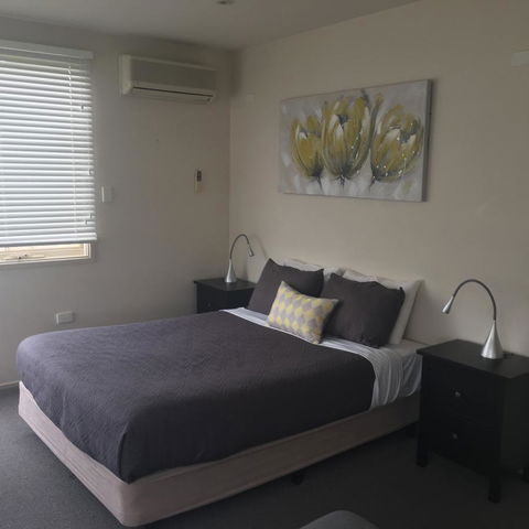 Grapevines Boutique Accommodation - E Caravan Parks 10
