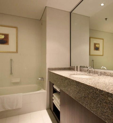 Residence On Langley Park - E Caravan Parks 4