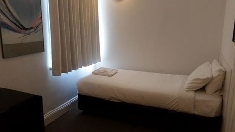 Akara Hotel - E Caravan Parks 26