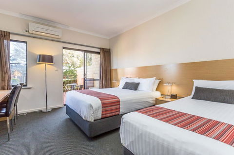 Country Comfort Perth - E Caravan Parks 34