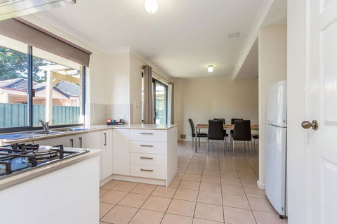 Country Comfort Perth - E Caravan Parks 10