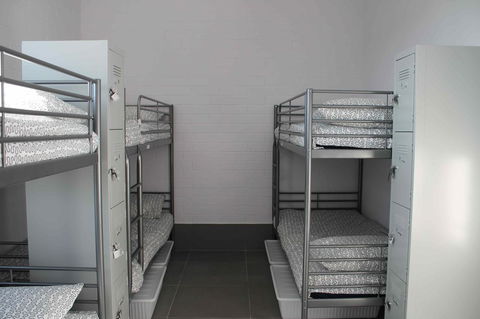 Quokka Backpackers Hostel Perth - Note - Valid Passport Required To Check In - E Caravan Parks 38