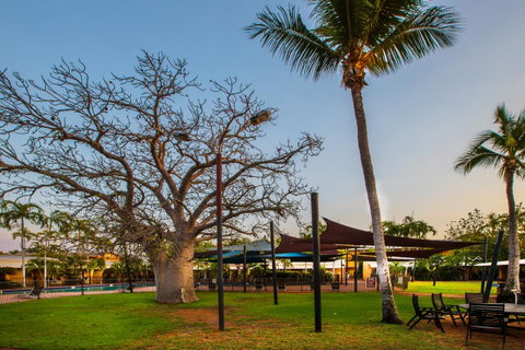 The Continental Hotel - E Caravan Parks 28