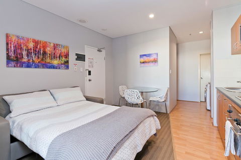 Central City Exclusive Apartments - E Caravan Parks 14