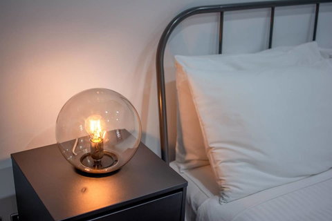 Inner City Stylish Apt Walk To Green Square - E Caravan Parks 9