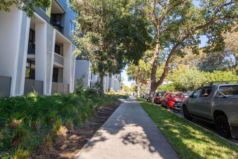 Inner City Stylish Apt Walk To Green Square - E Caravan Parks 15