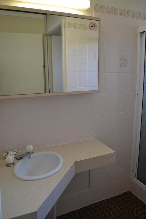 Sundial Holiday Units - E Caravan Parks 28