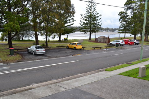 Sundial Holiday Units - E Caravan Parks 35
