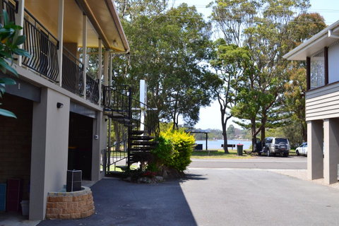 Sundial Holiday Units - E Caravan Parks 15