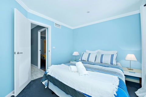 On The Beach Getaway - E Caravan Parks 5