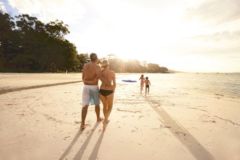 On The Beach Getaway - E Caravan Parks 11