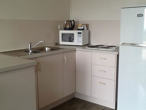 Narooma Golfers Lodge - E Caravan Parks 34