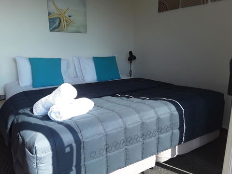 Narooma Golfers Lodge - E Caravan Parks 11