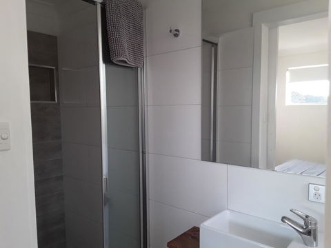 Narooma Golfers Lodge - E Caravan Parks 7