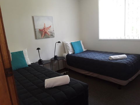 Narooma Golfers Lodge - E Caravan Parks 19