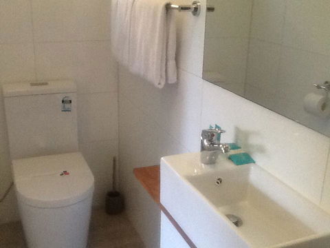Narooma Golfers Lodge - E Caravan Parks 28