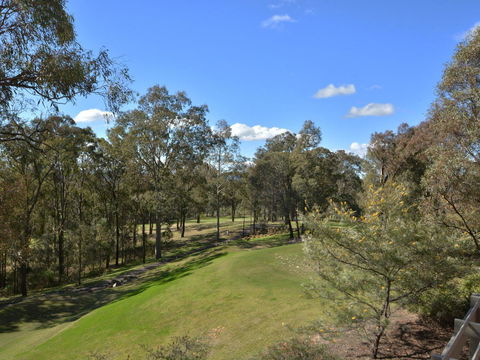 Villa 2br Prosecco Villa Located Within Cypress Lakes Resort - E Caravan Parks 11